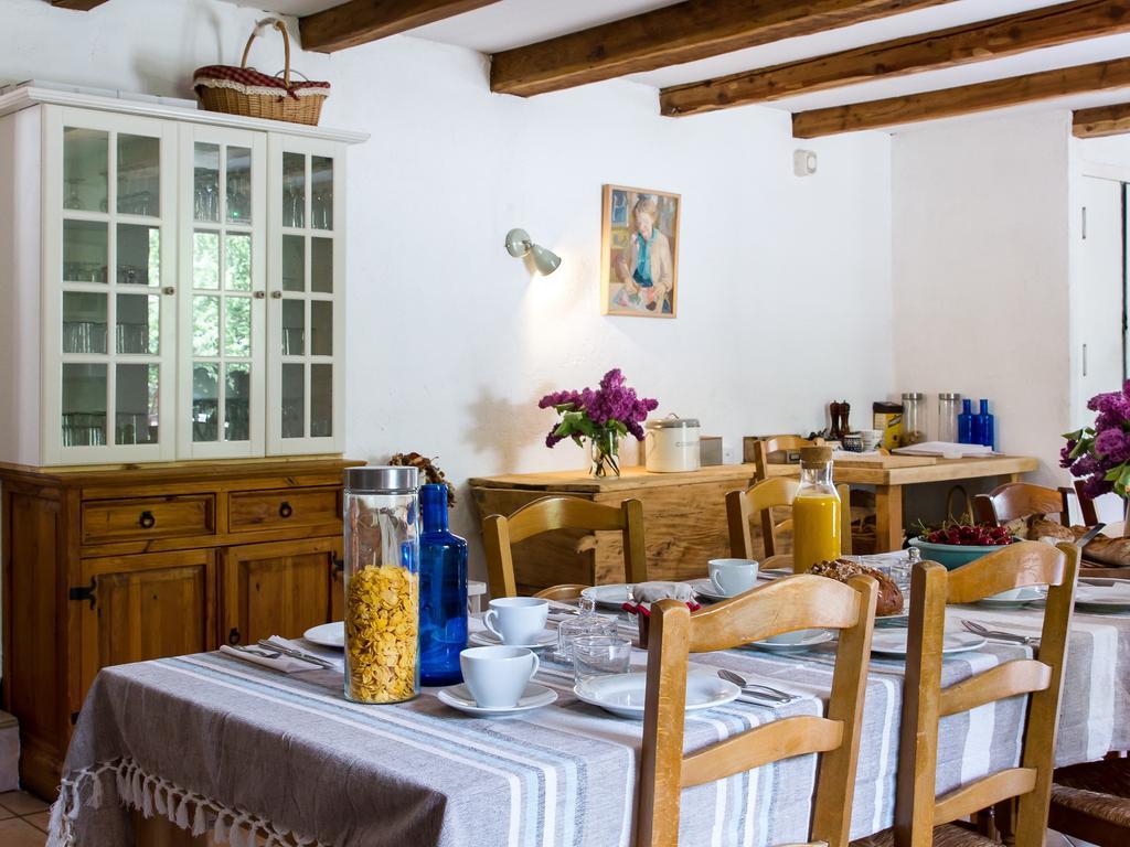 Gite-Auberge De Montvilliers Aime Exterior photo